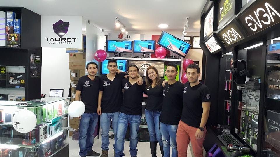 Equipo Tauret Computadores 2012